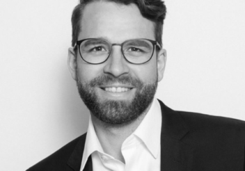 Headshot black white